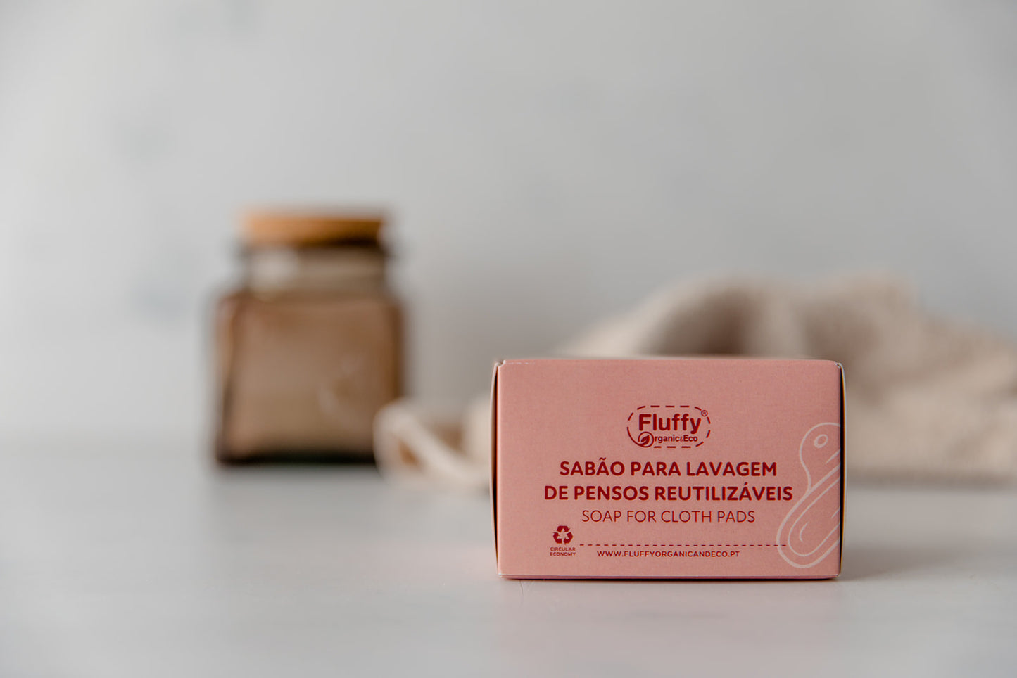 Sabão para lavagem de produtos menstruais reutilizáveis